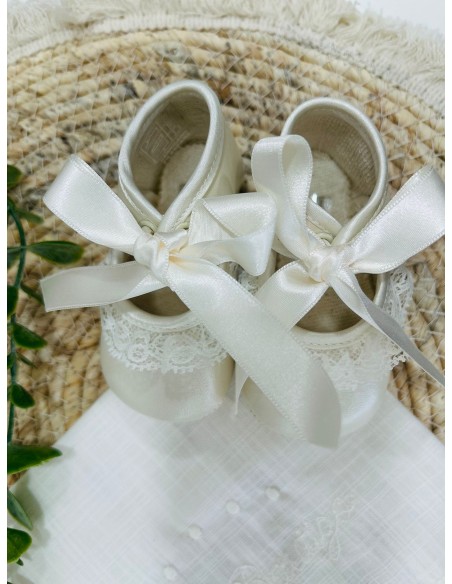 Zapatos bebé niña bautizo