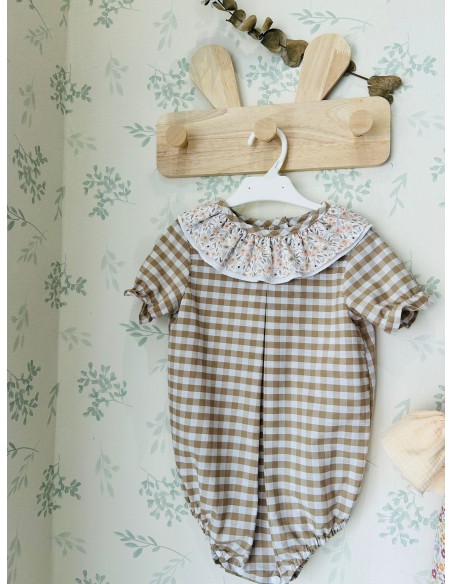 Pelele vichy beige Melocotón